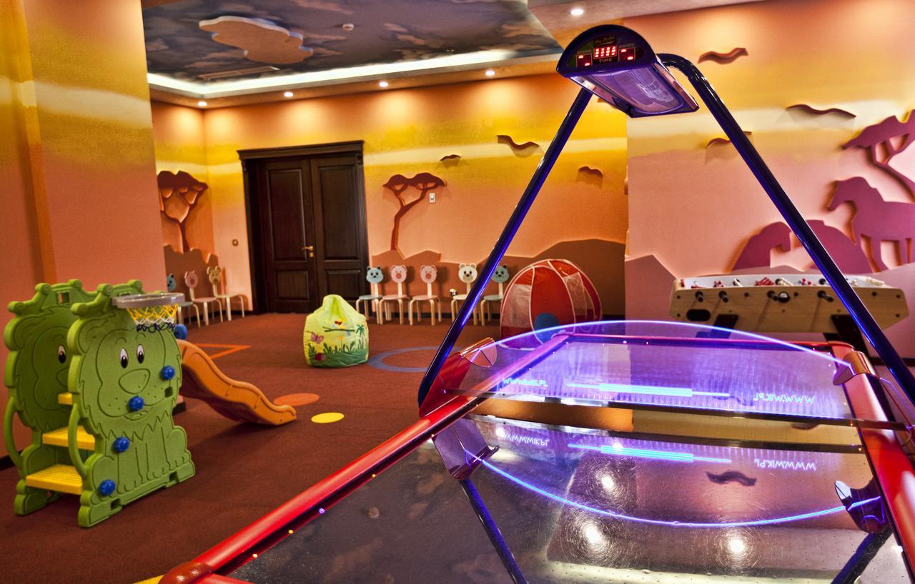 Multi Grand Pharaon Hotel Ptghni Exterior foto