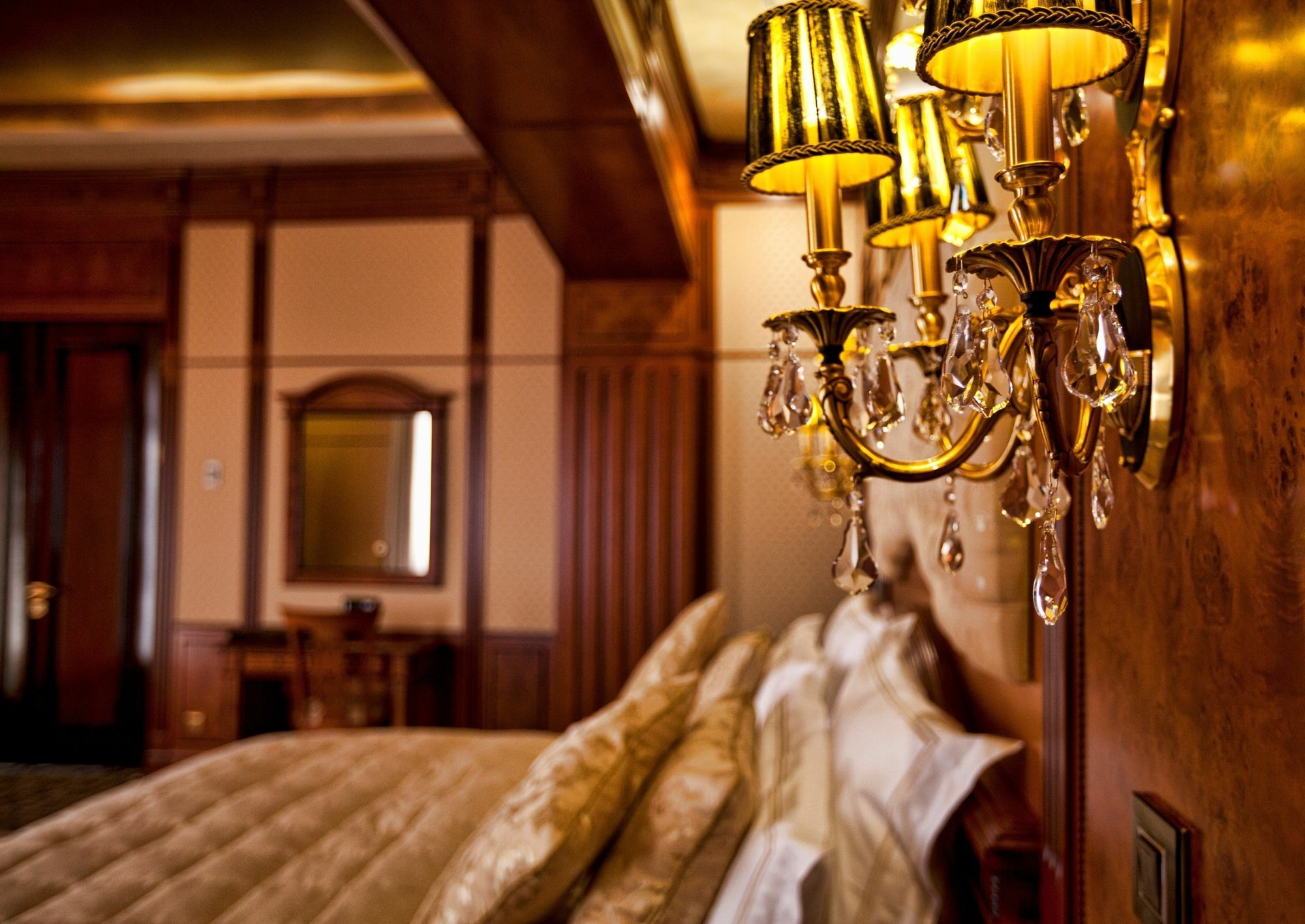 Multi Grand Pharaon Hotel Ptghni Exterior foto